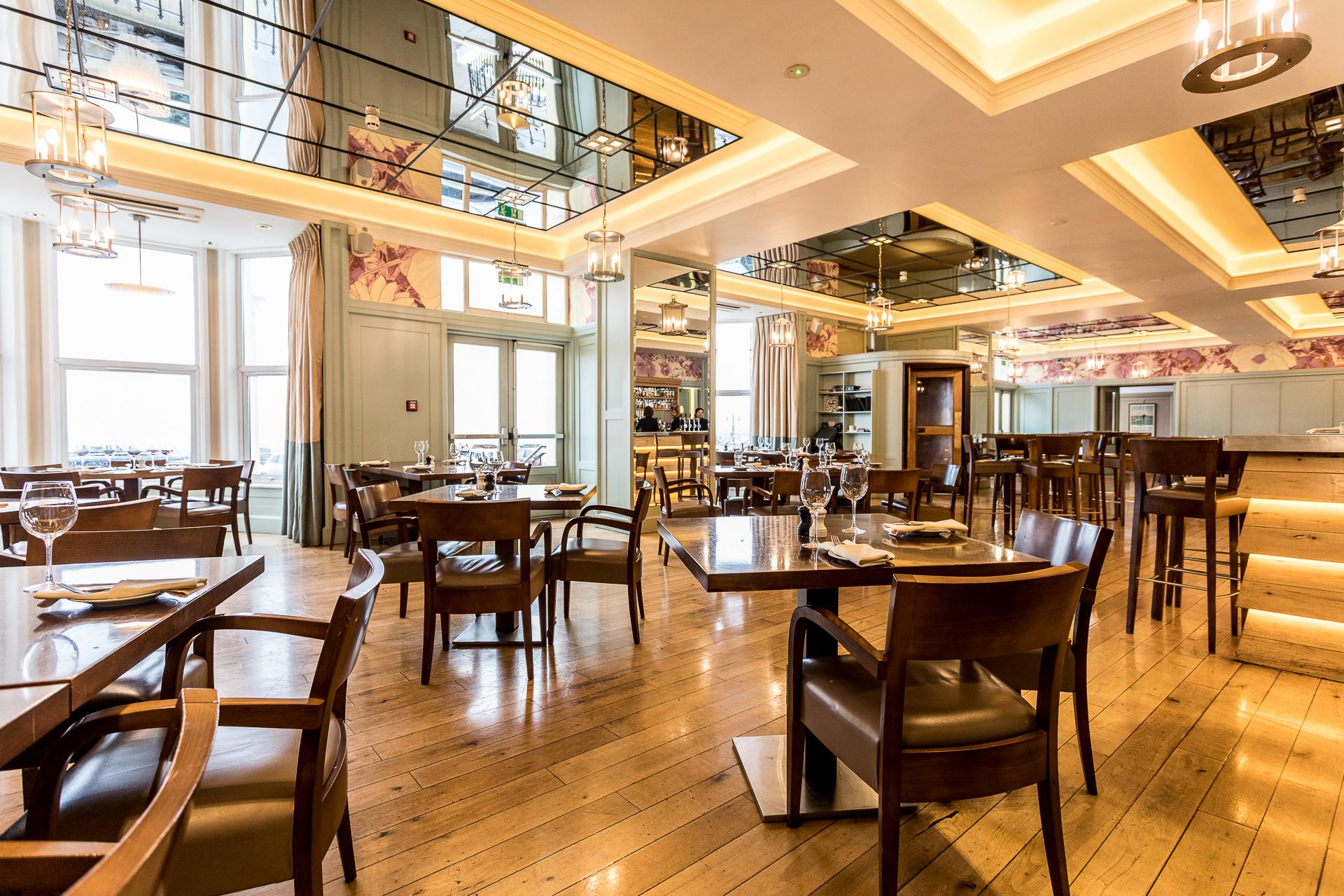 Claremont Hotel Дъглас Екстериор снимка